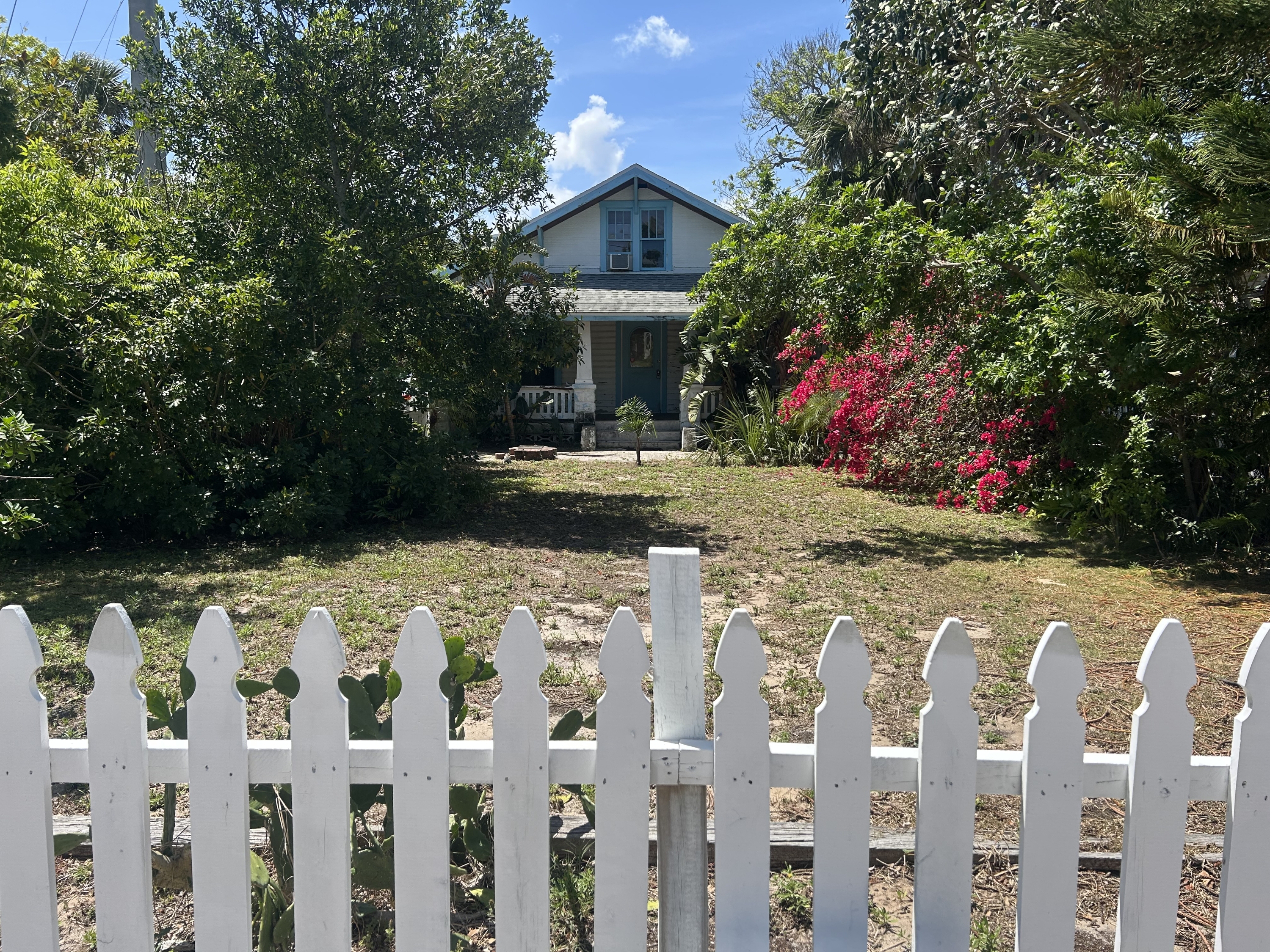122 S Peninsula Drive