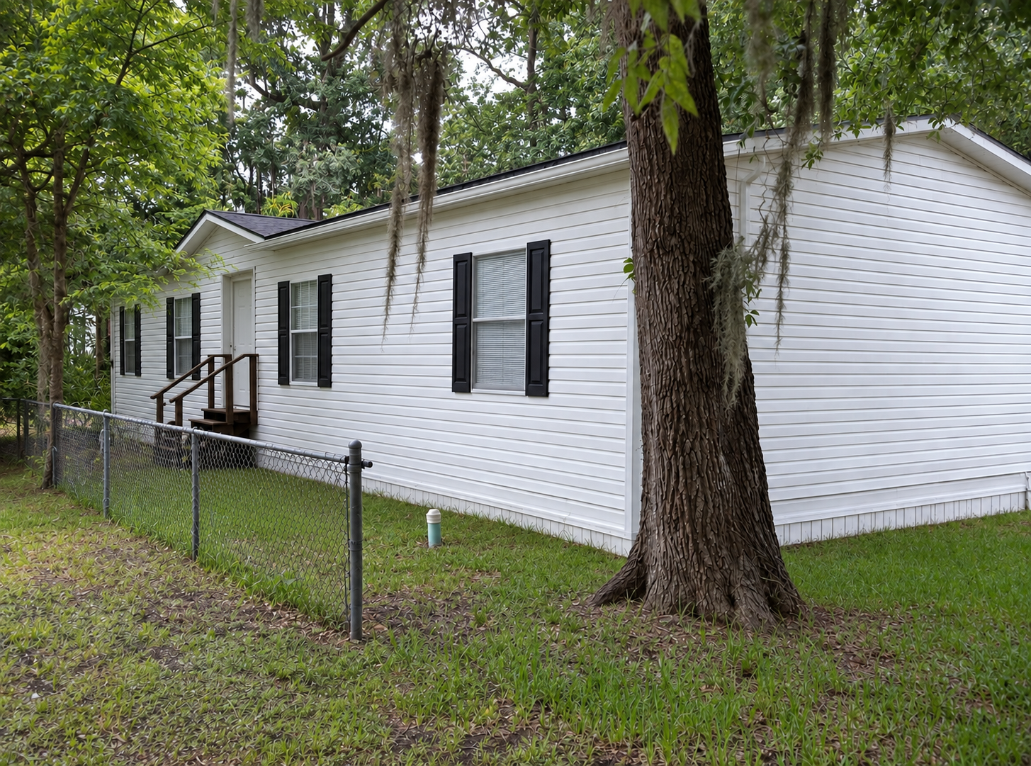 1036 Green Acres Circle