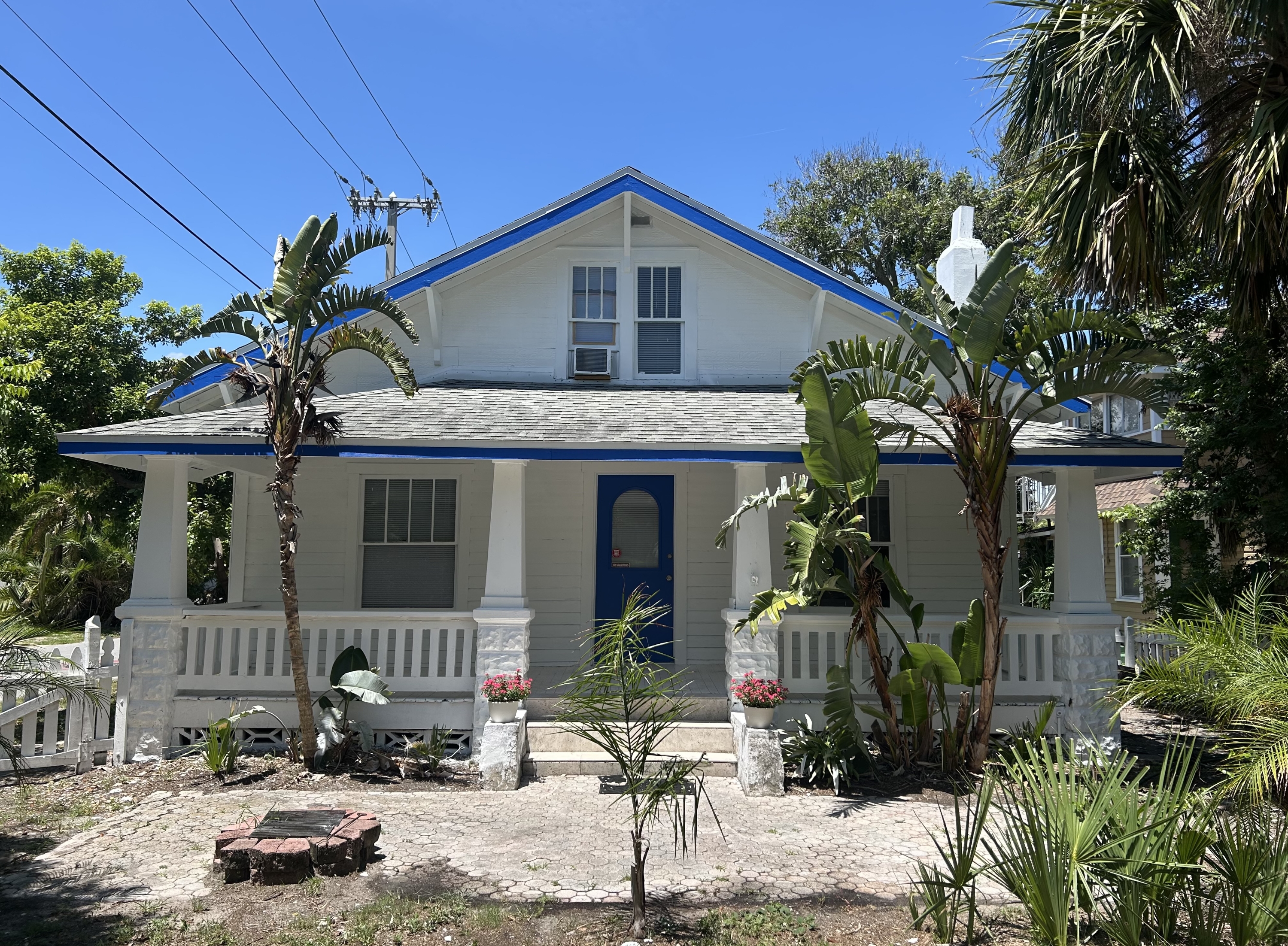 122 S Peninsula Drive